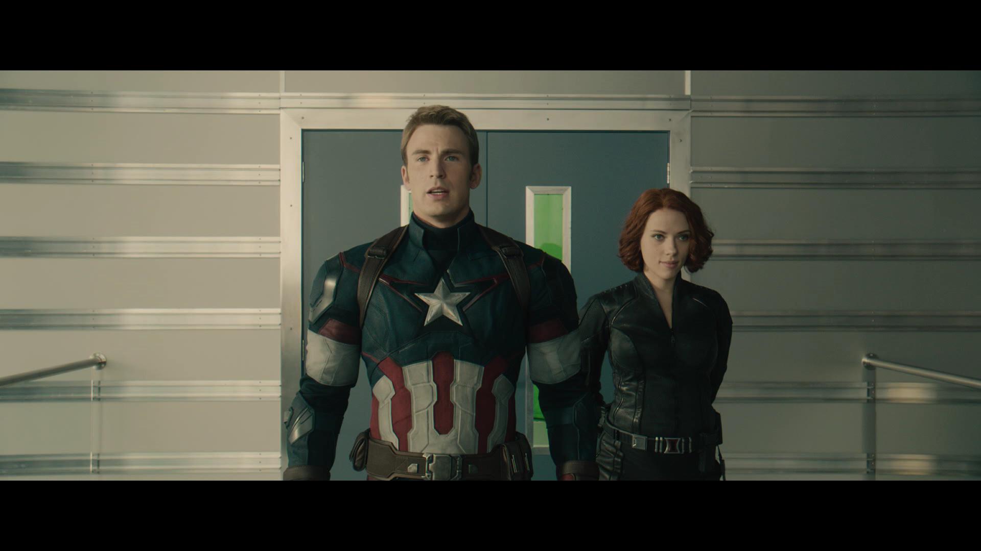 Blu-ray Features: Gag Reel - 0057 - Chris Evans Central Photo Gallery.